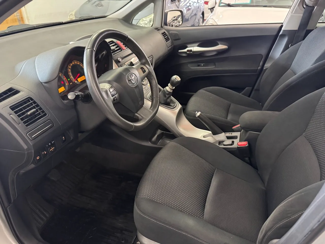 Toyota Auris bild 20