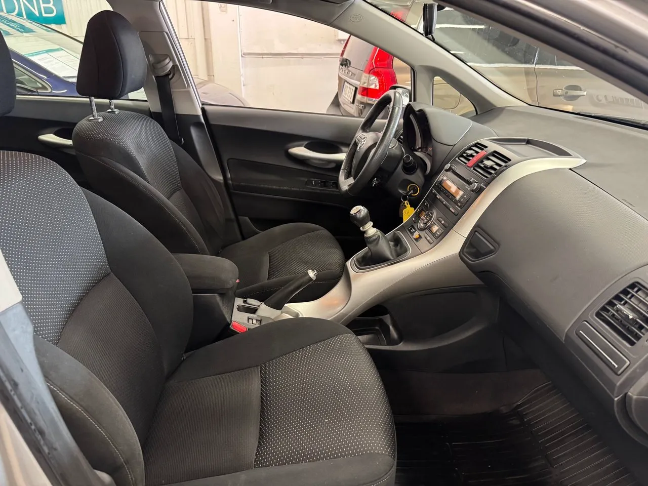Toyota Auris bild 17