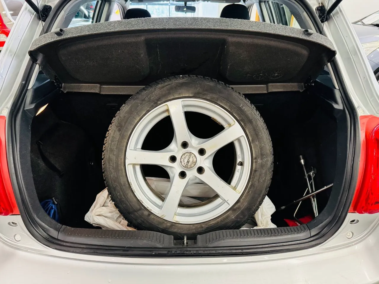 Toyota Auris bild 11