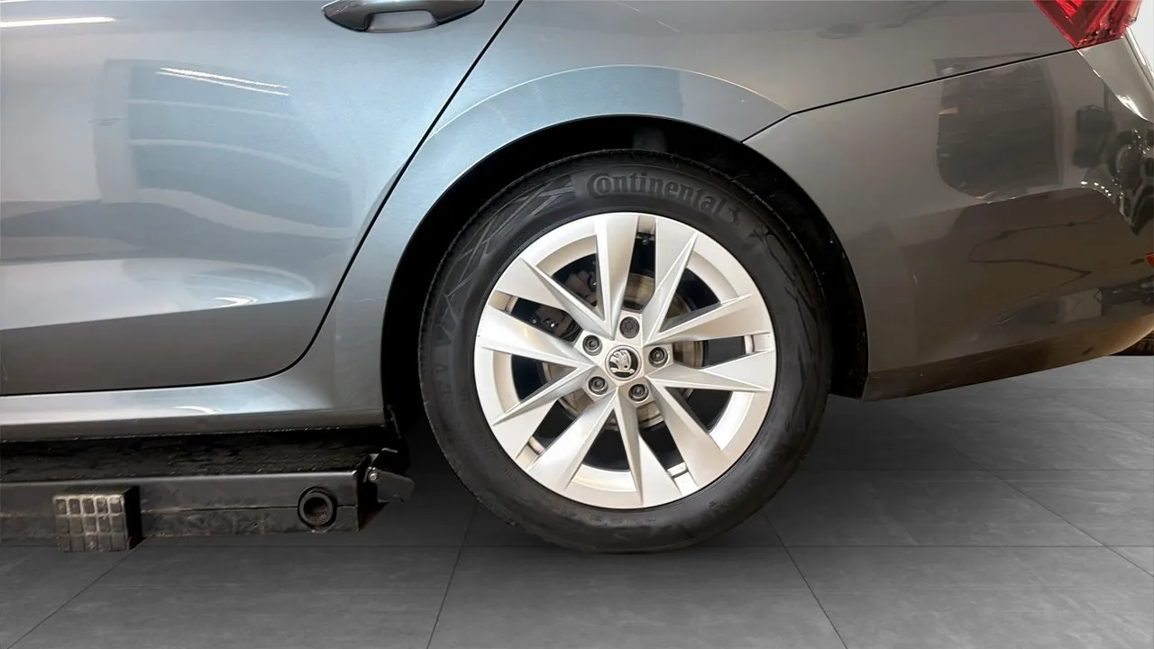 Skoda Octavia bild 6