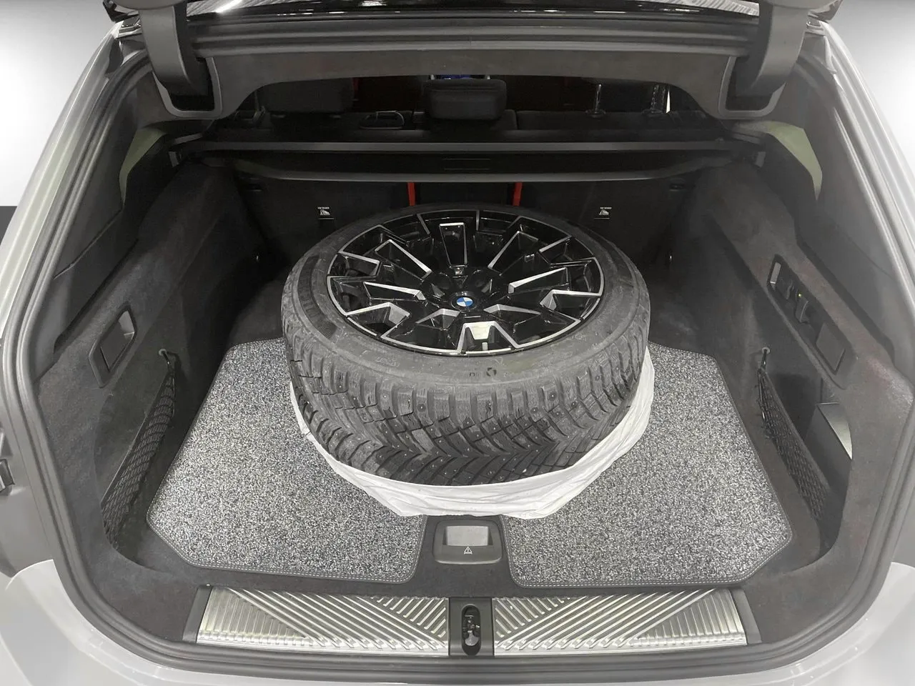 BMW M5 bild 14