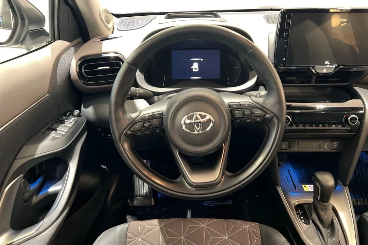 Toyota Yaris Cross bild 11