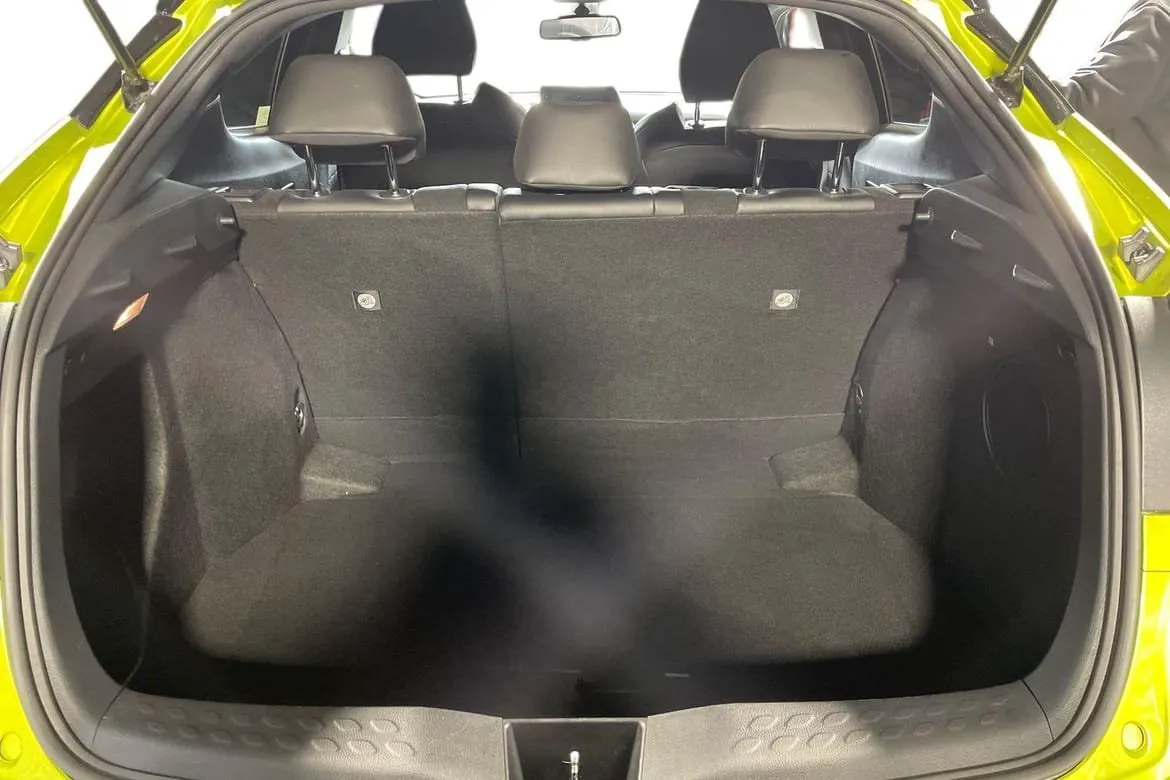 Toyota C-HR bild 12