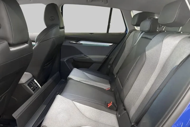 Skoda Enyaq bild 9