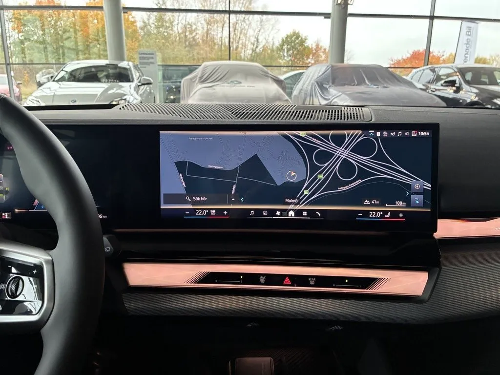 BMW i5 bild 11