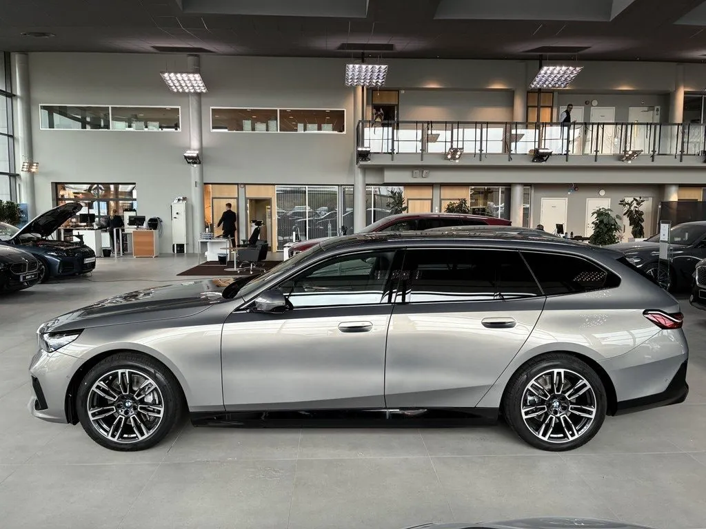 BMW i5 bild 3