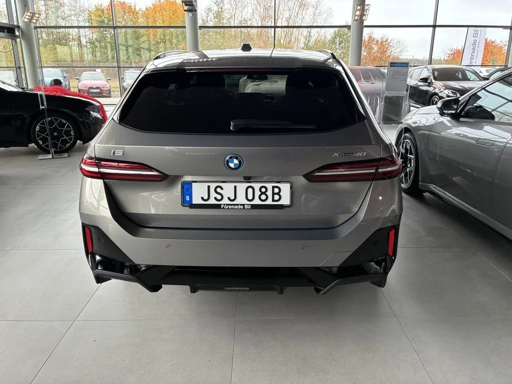 BMW i5 bild 13