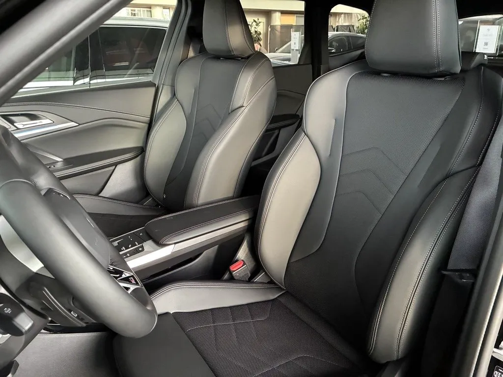 BMW iX1 bild 7