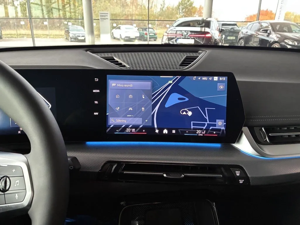 BMW iX1 bild 10