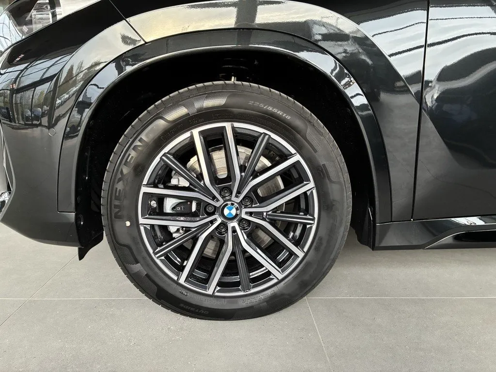 BMW iX1 bild 4