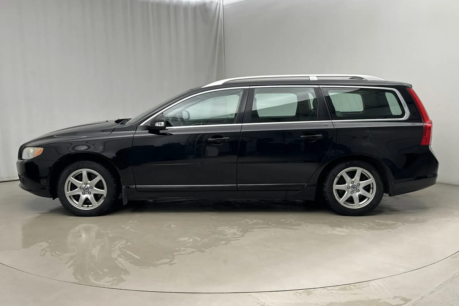 Volvo V70 bild 2