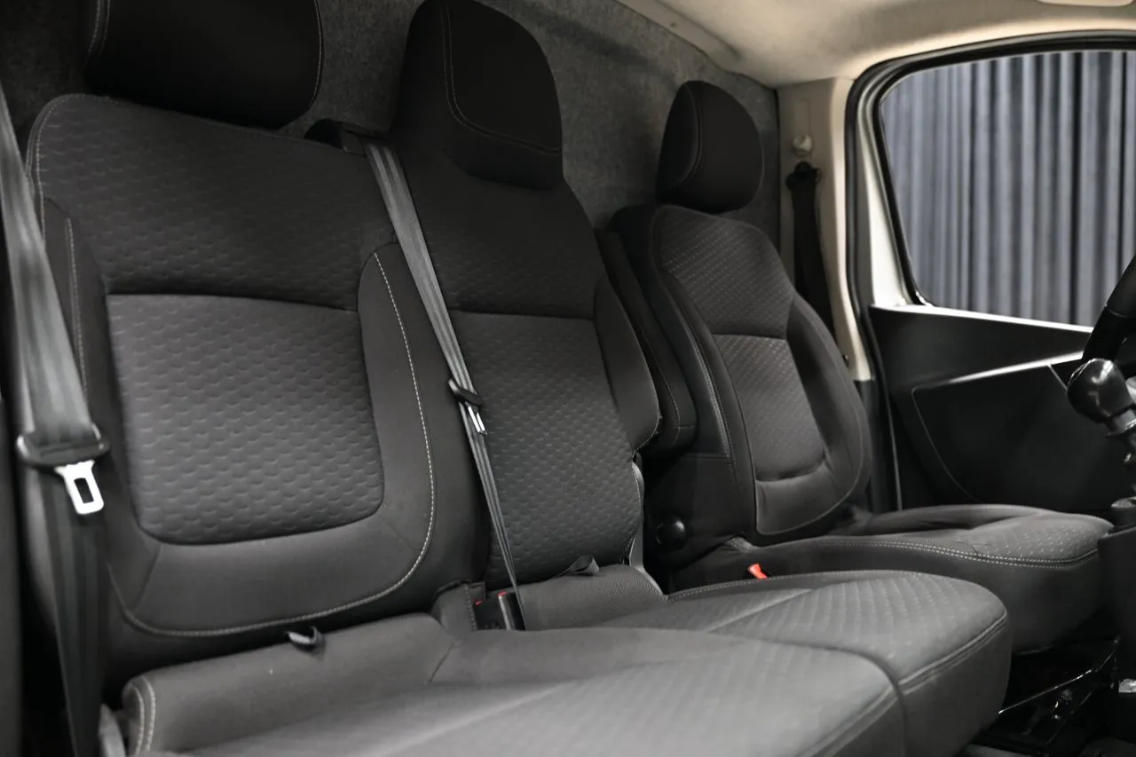 Opel Vivaro bild 28