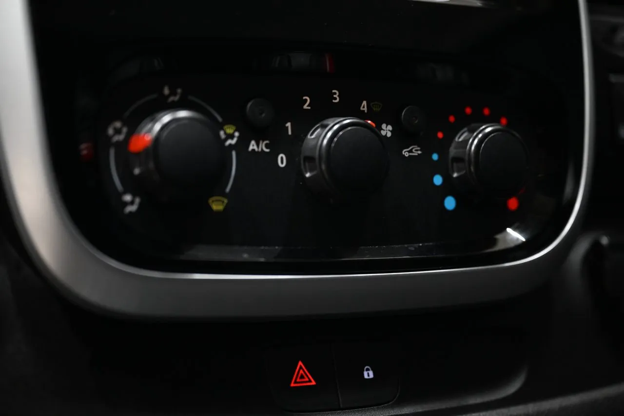Opel Vivaro bild 23
