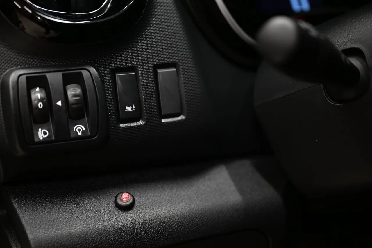 Opel Vivaro bild 18