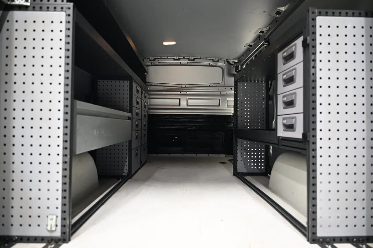 Opel Vivaro bild 8