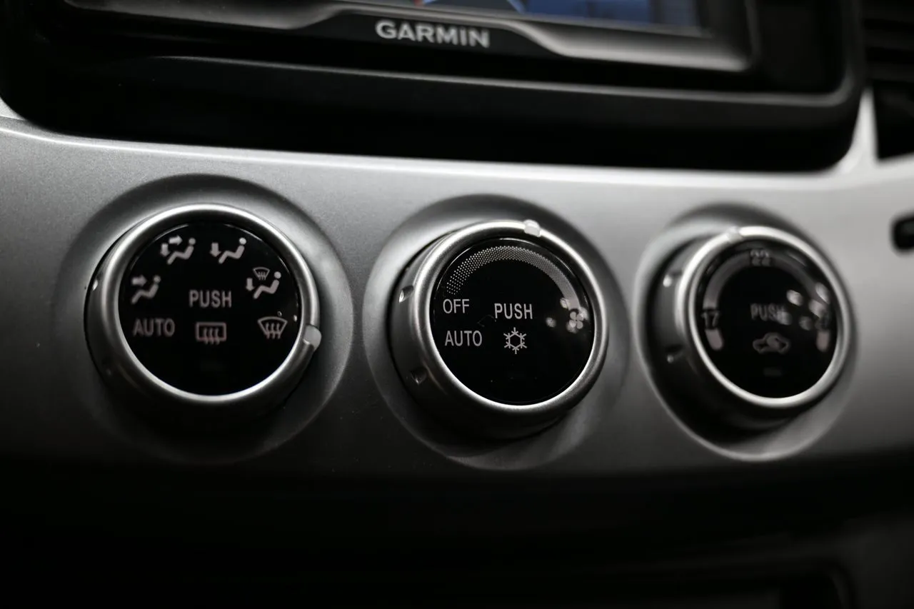 Mitsubishi L200 bild 24