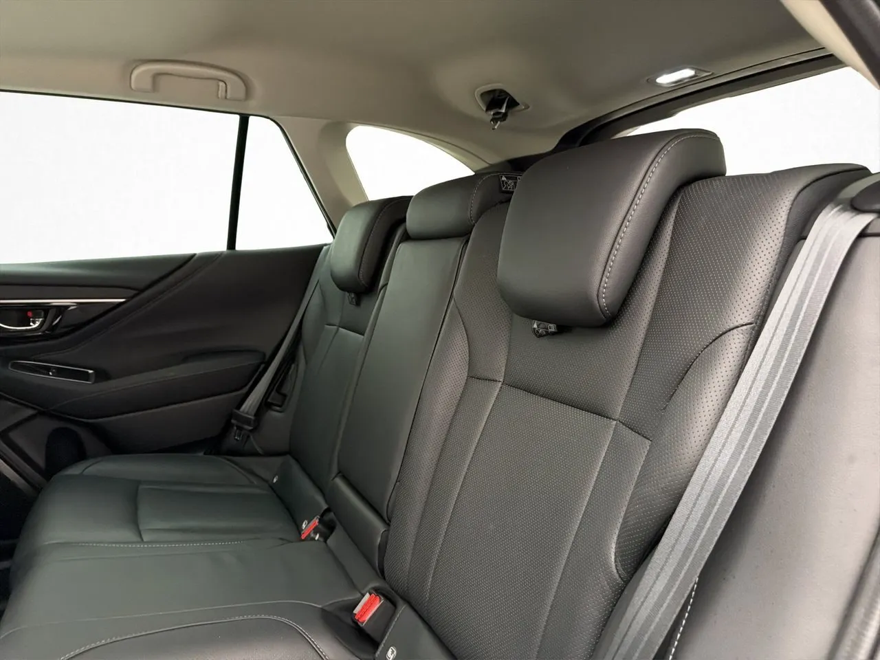 Subaru Outback bild 13