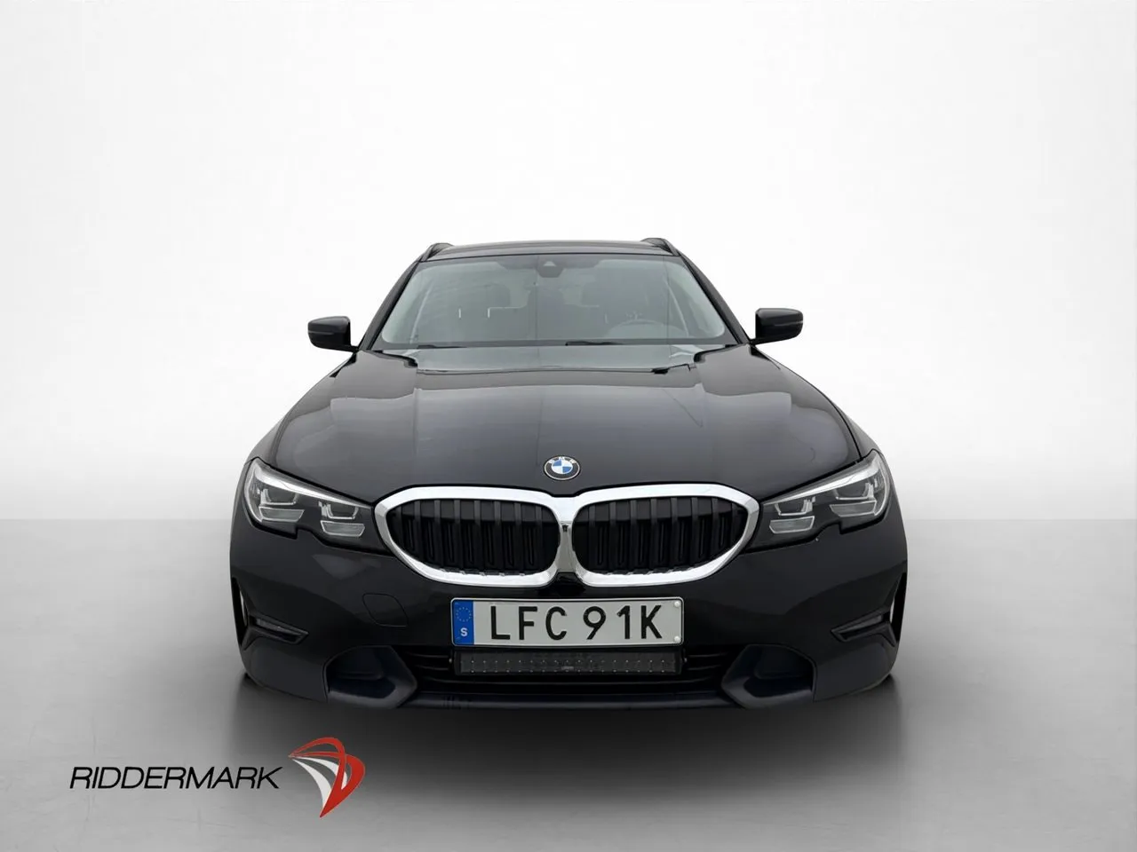 BMW 330 bild 2
