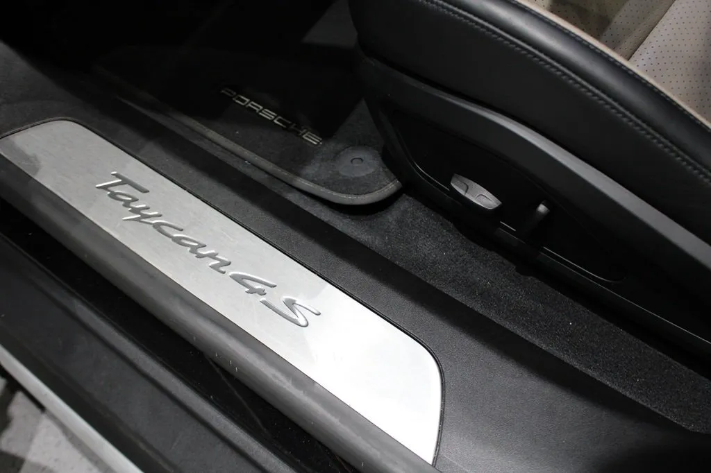 Porsche Taycan bild 19