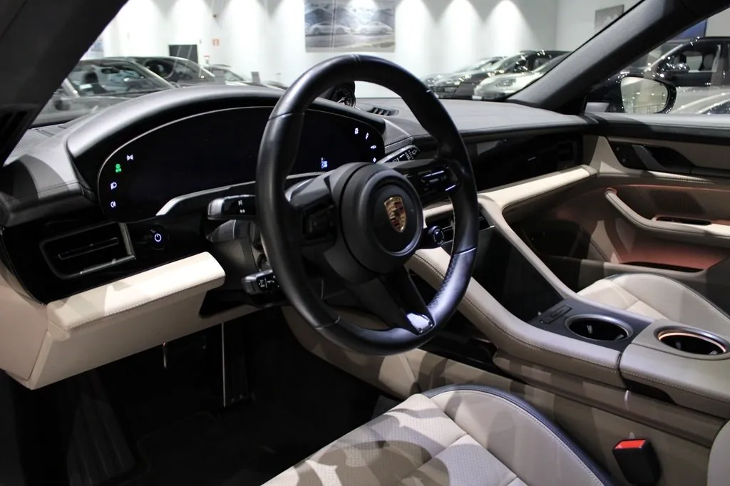 Porsche Taycan bild 3