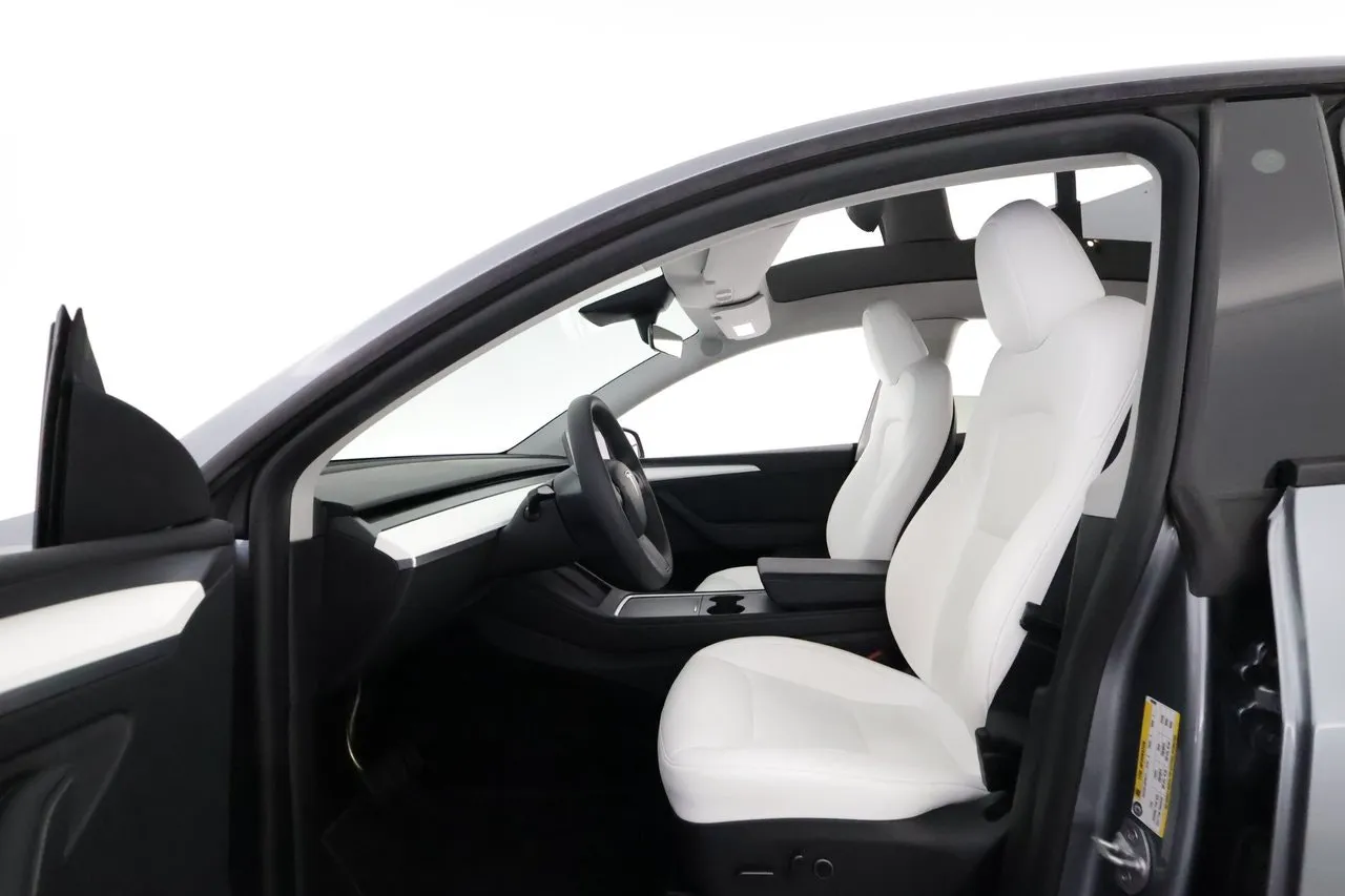 Tesla Model Y bild 10