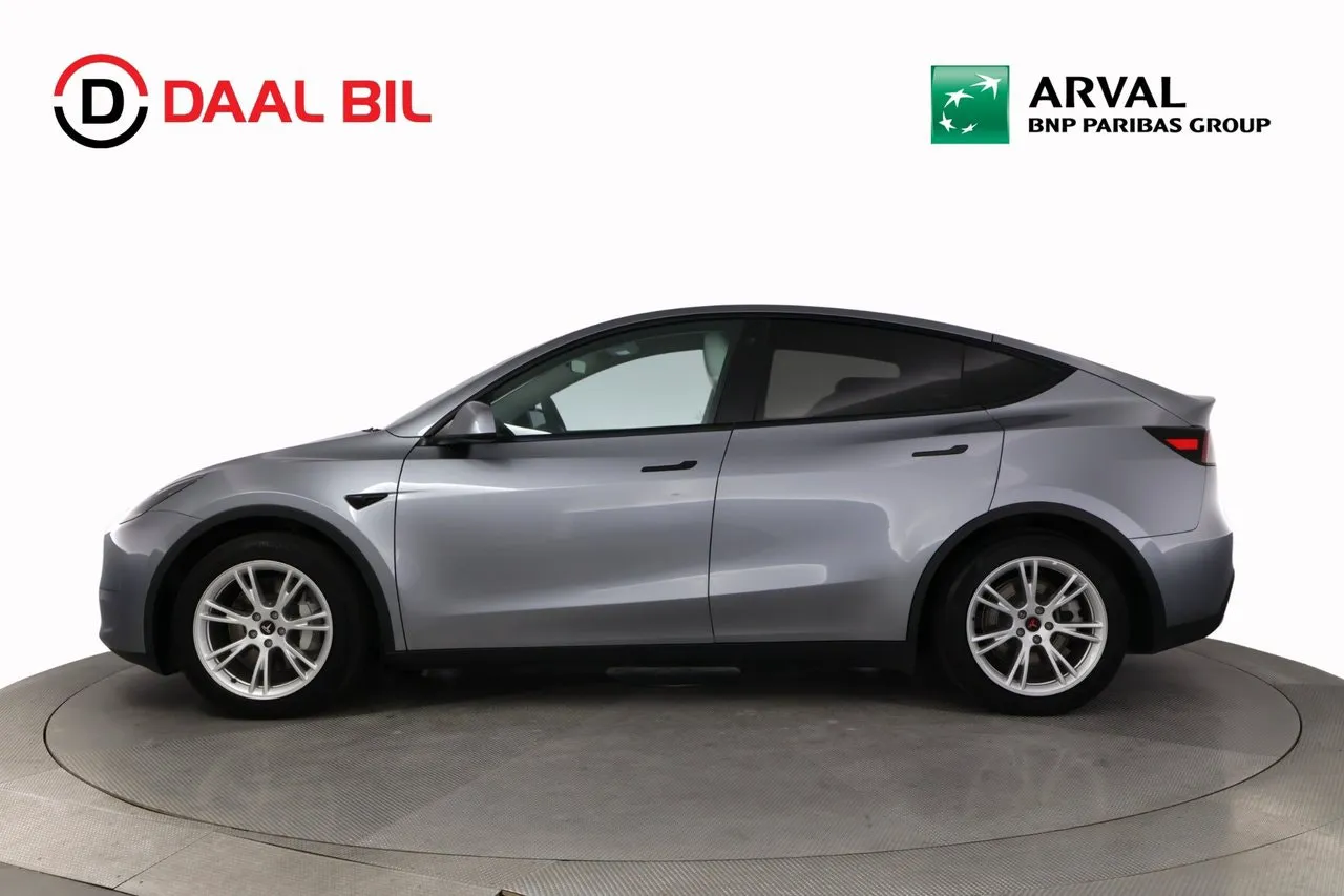 Tesla Model Y bild 9