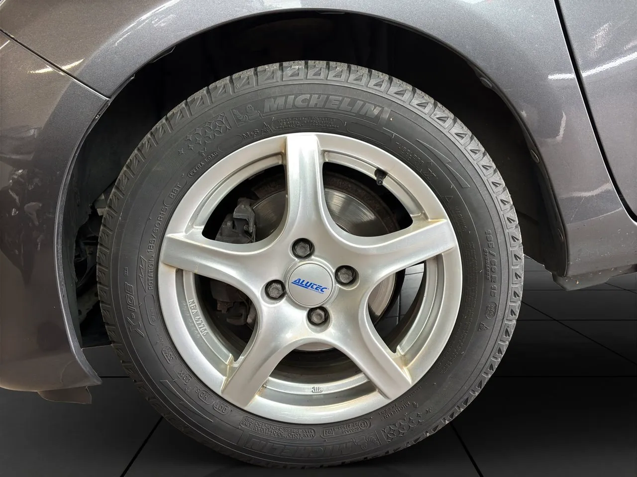 Toyota Yaris bild 24