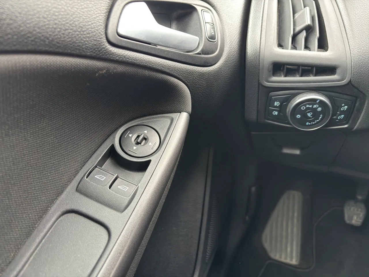 Ford Focus bild 16