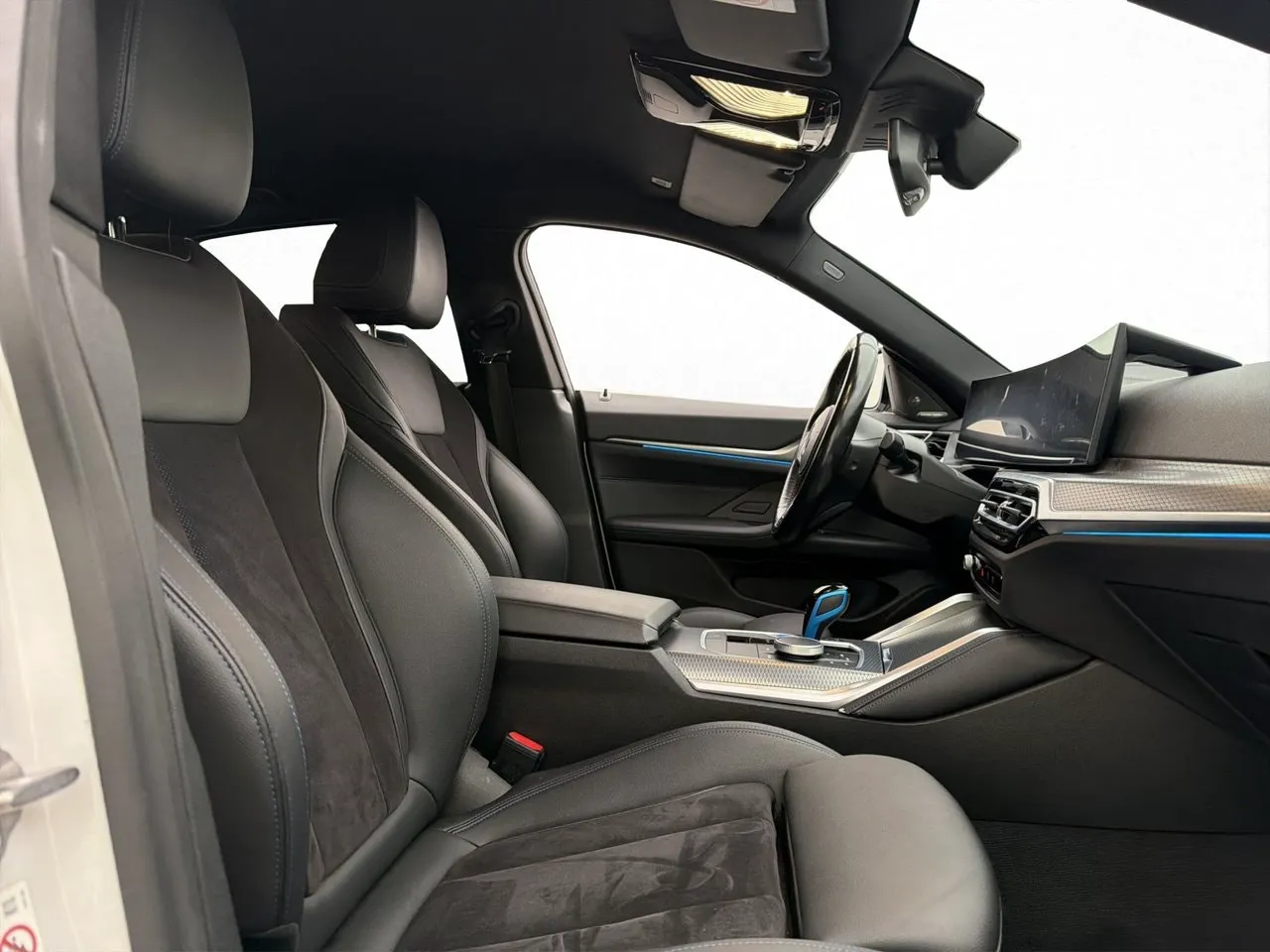BMW i4 bild 12