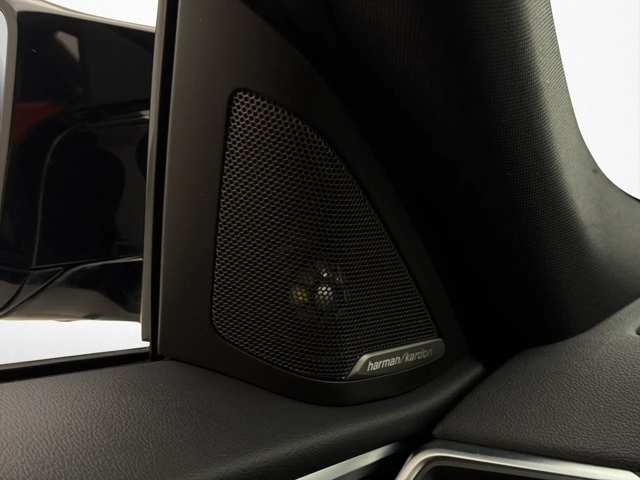 BMW i4 bild 34