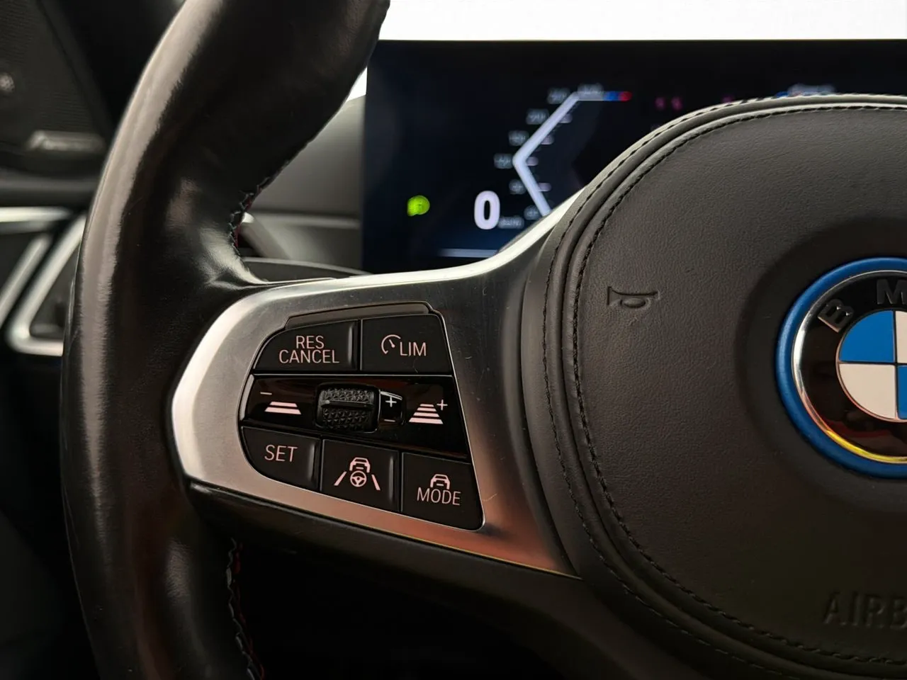 BMW i4 bild 31