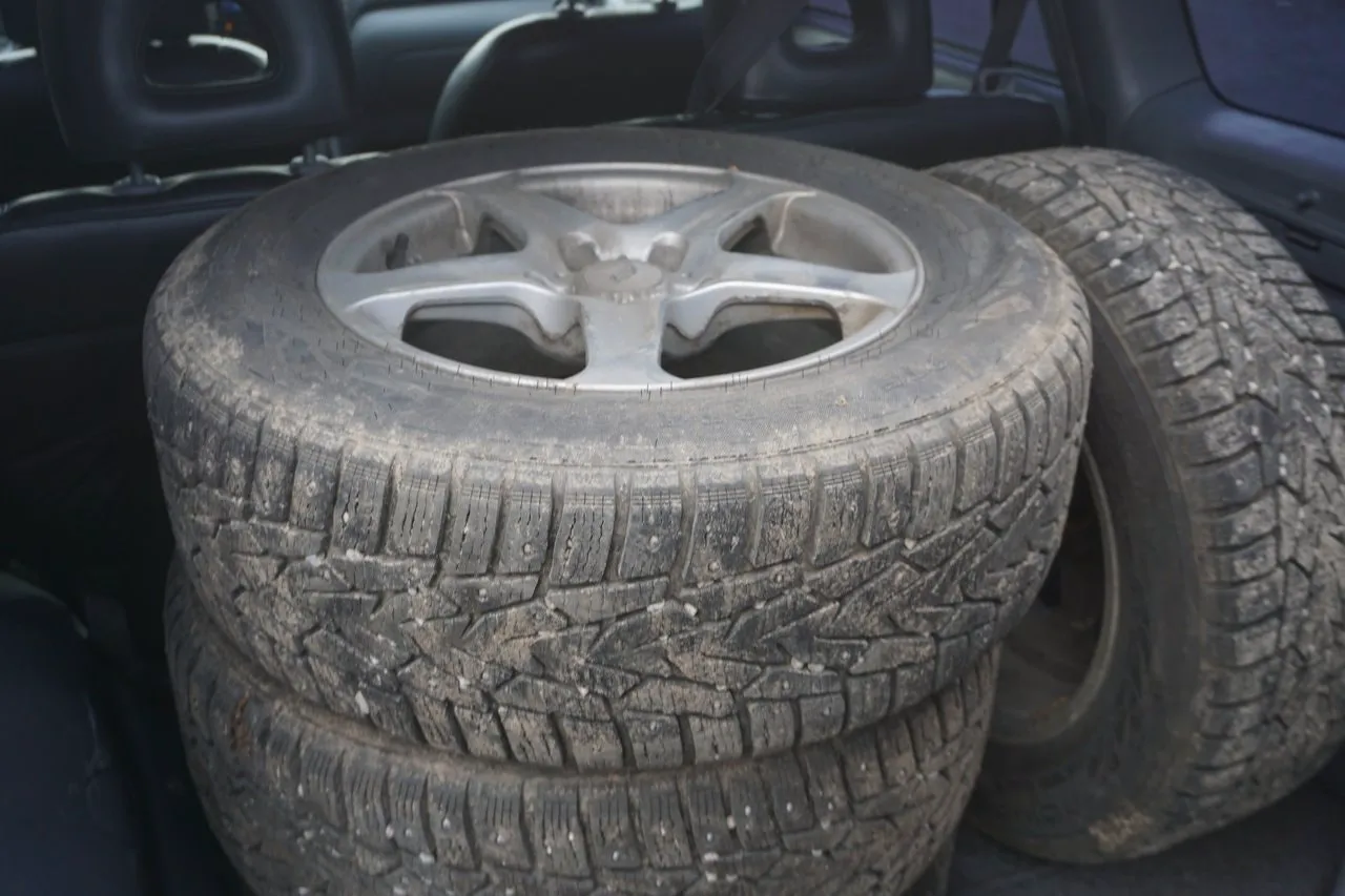 Toyota RAV4 bild 9