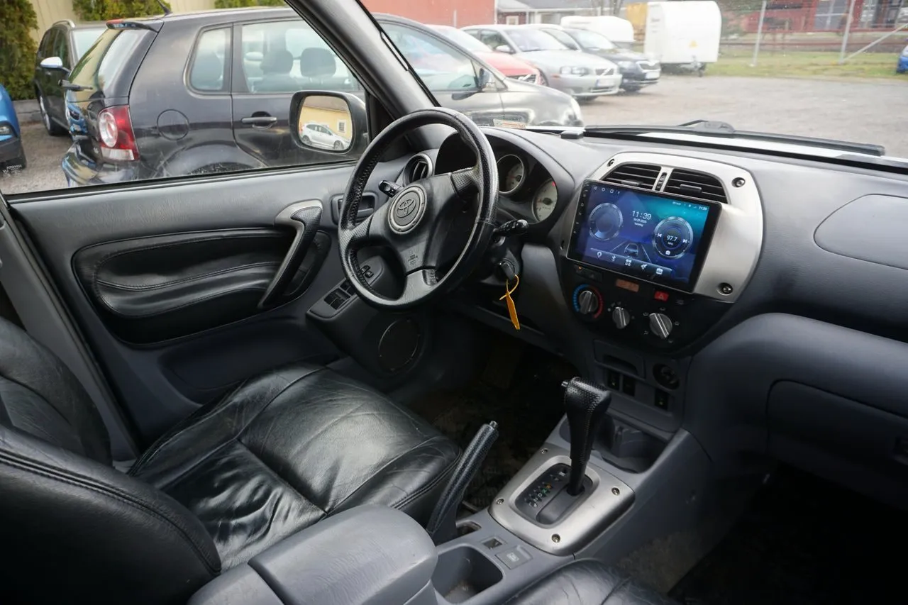 Toyota RAV4 bild 6