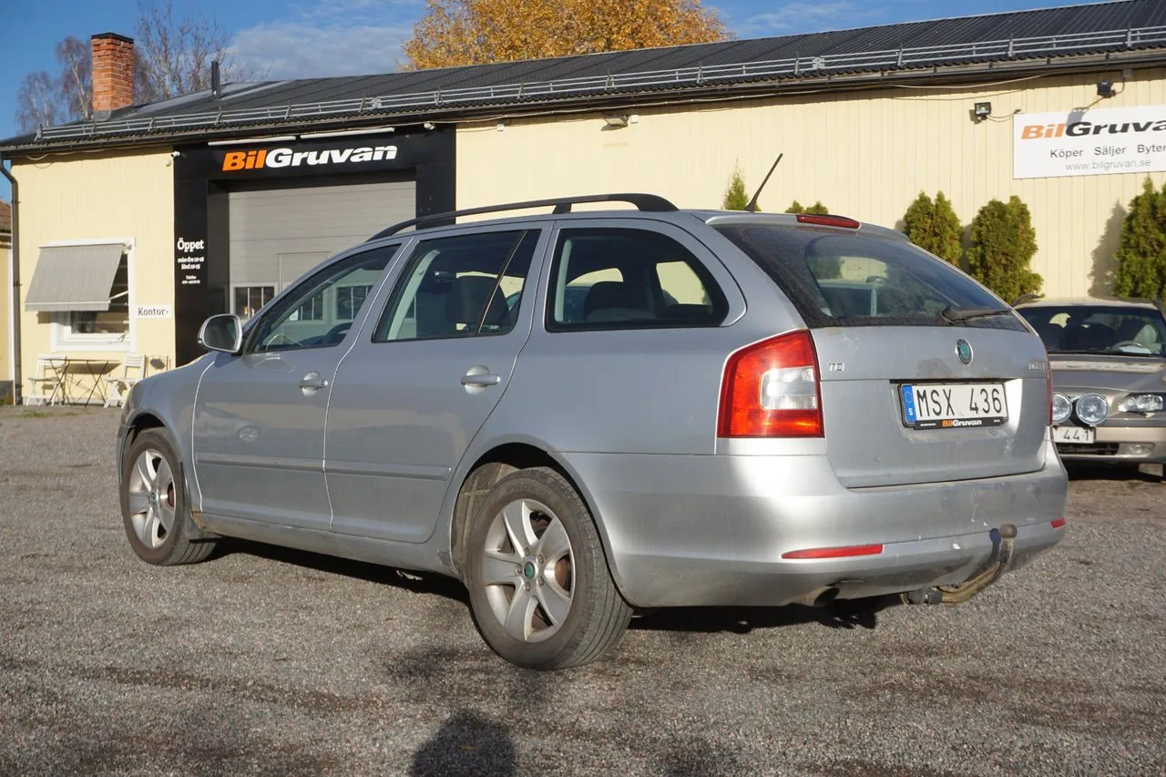 Skoda Octavia bild 2