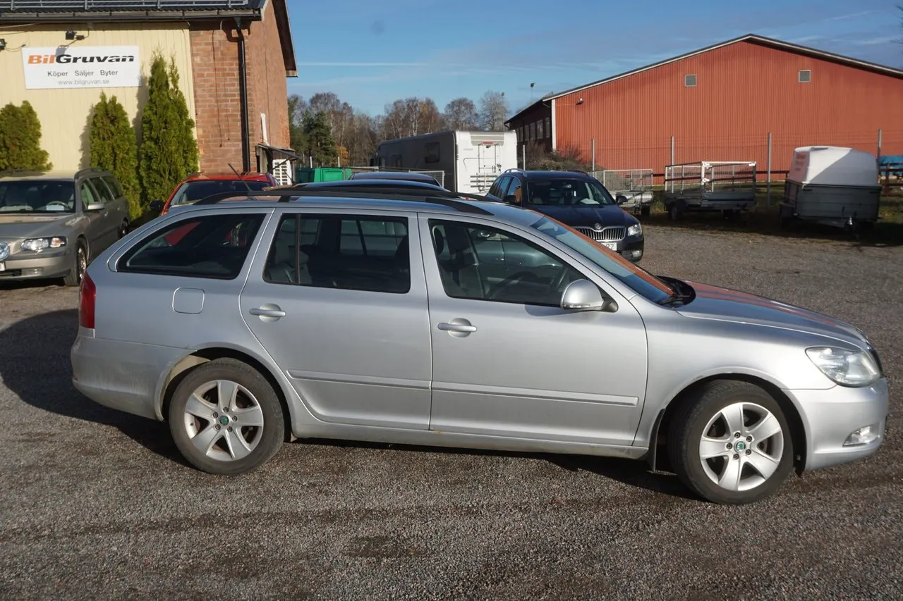 Skoda Octavia bild 4