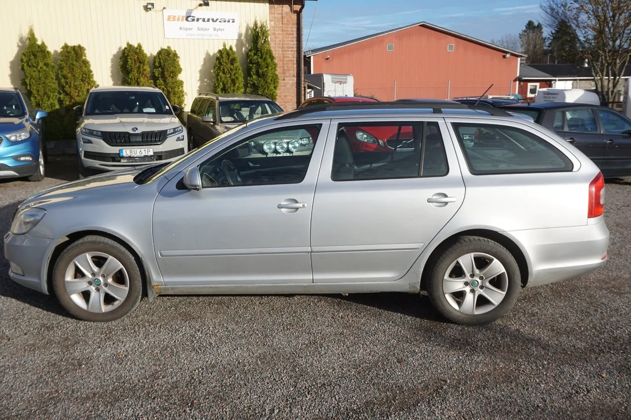 Skoda Octavia bild 3