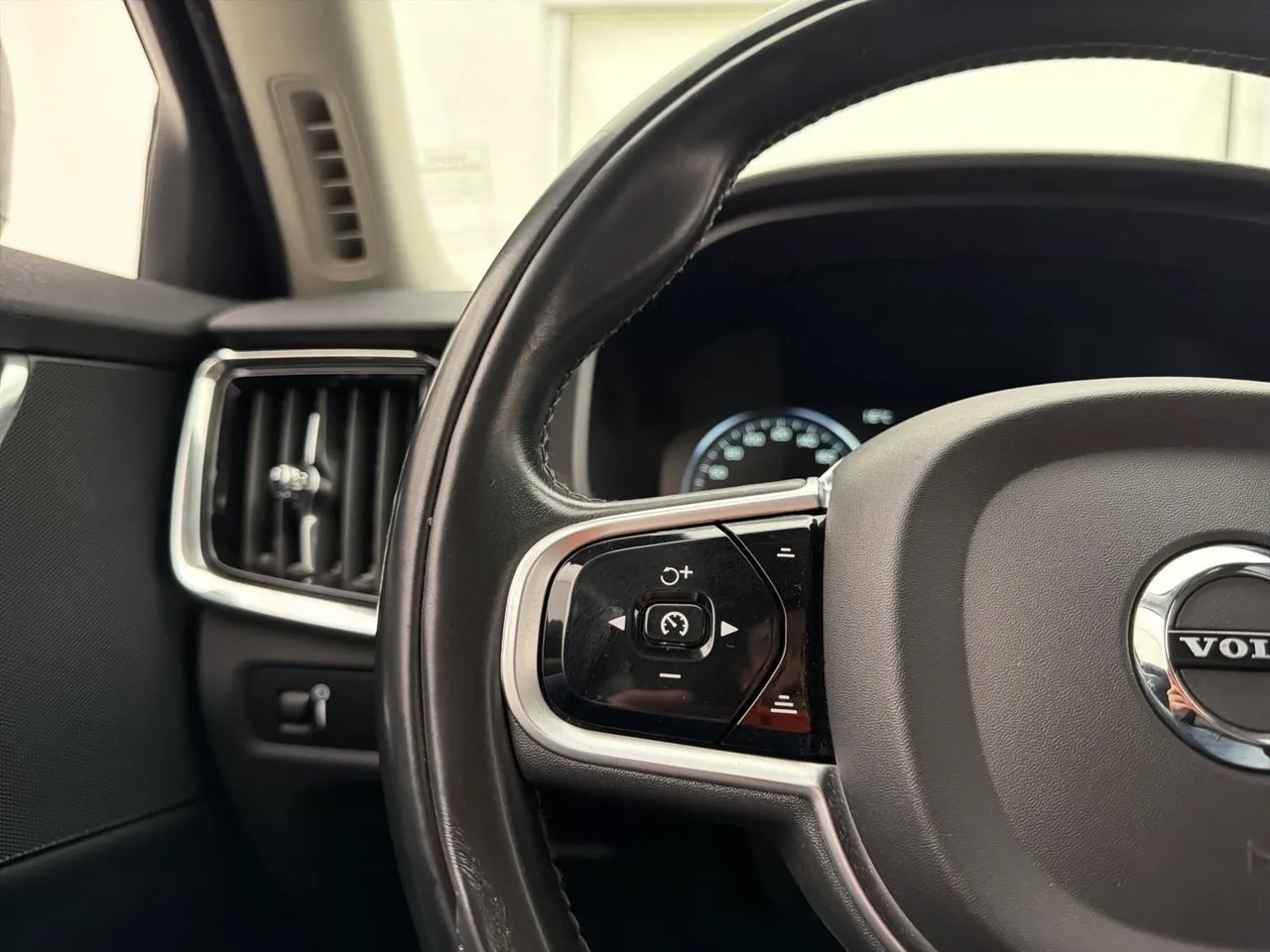 Volvo V90 bild 16