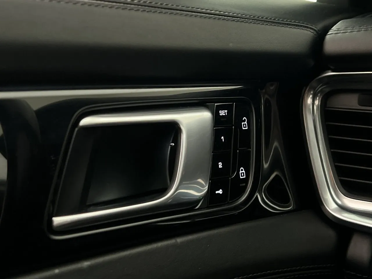 Porsche Panamera bild 19