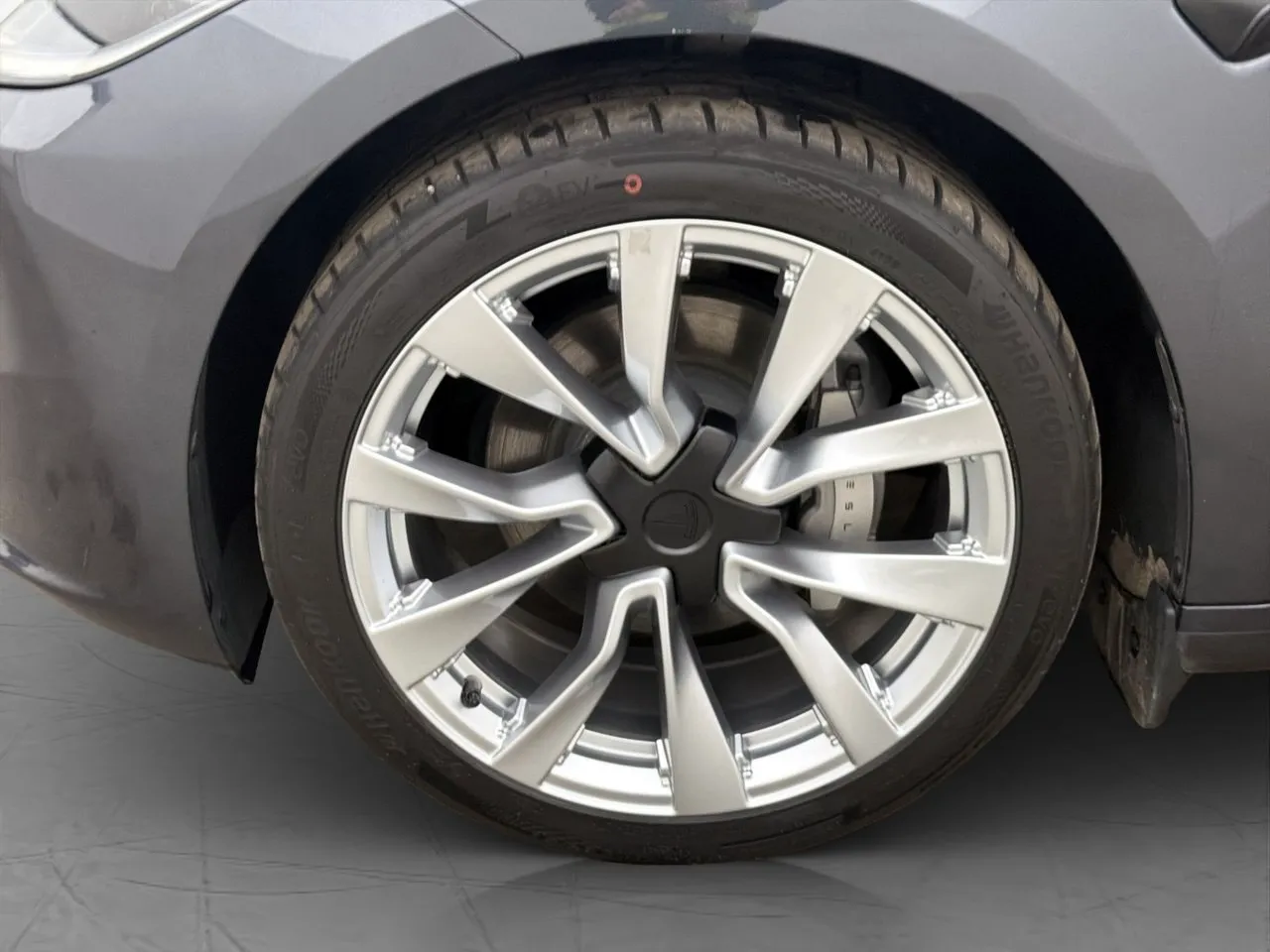 Tesla Model 3 bild 33