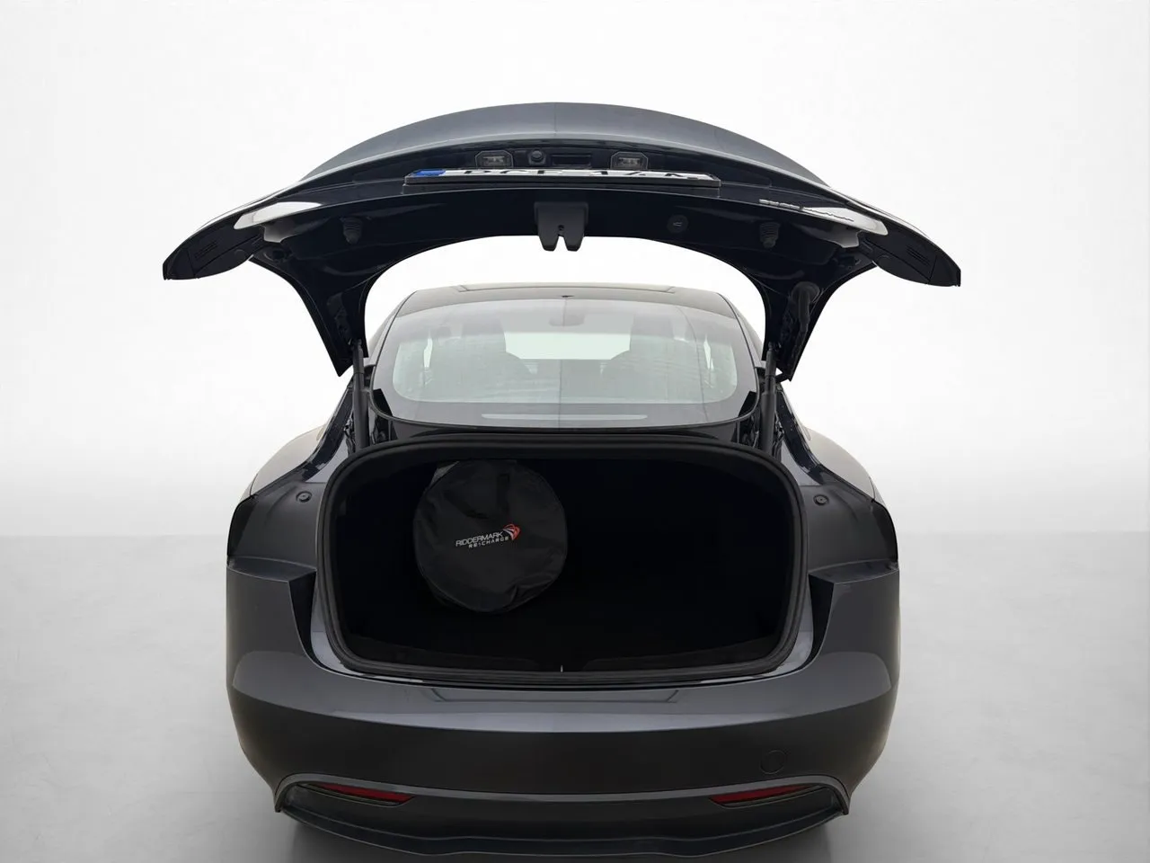 Tesla Model 3 bild 30