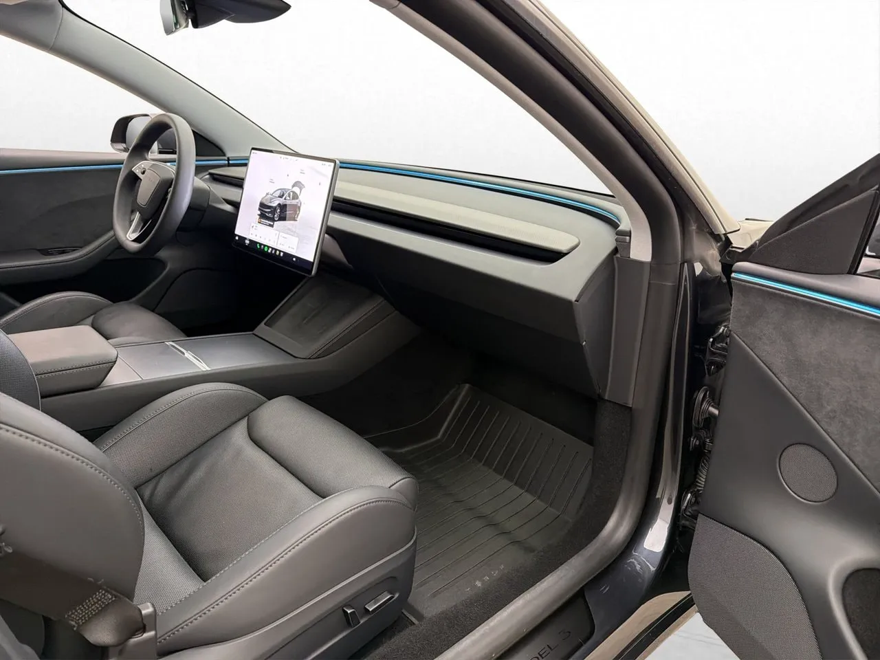 Tesla Model 3 bild 29