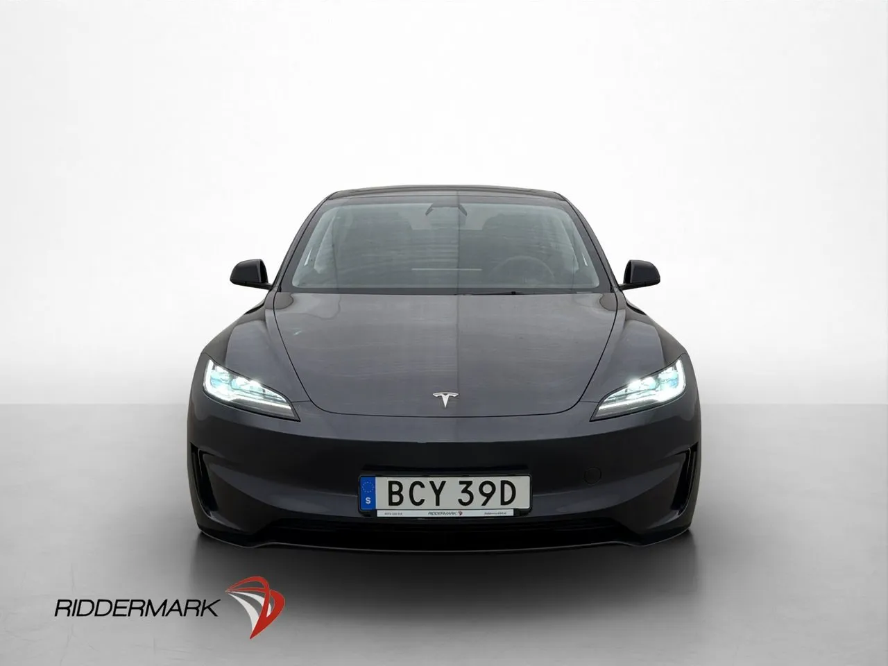 Tesla Model 3 bild 2
