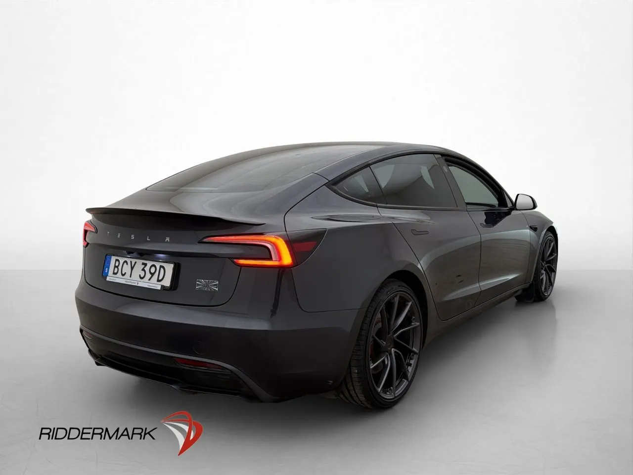 Tesla Model 3 bild 9