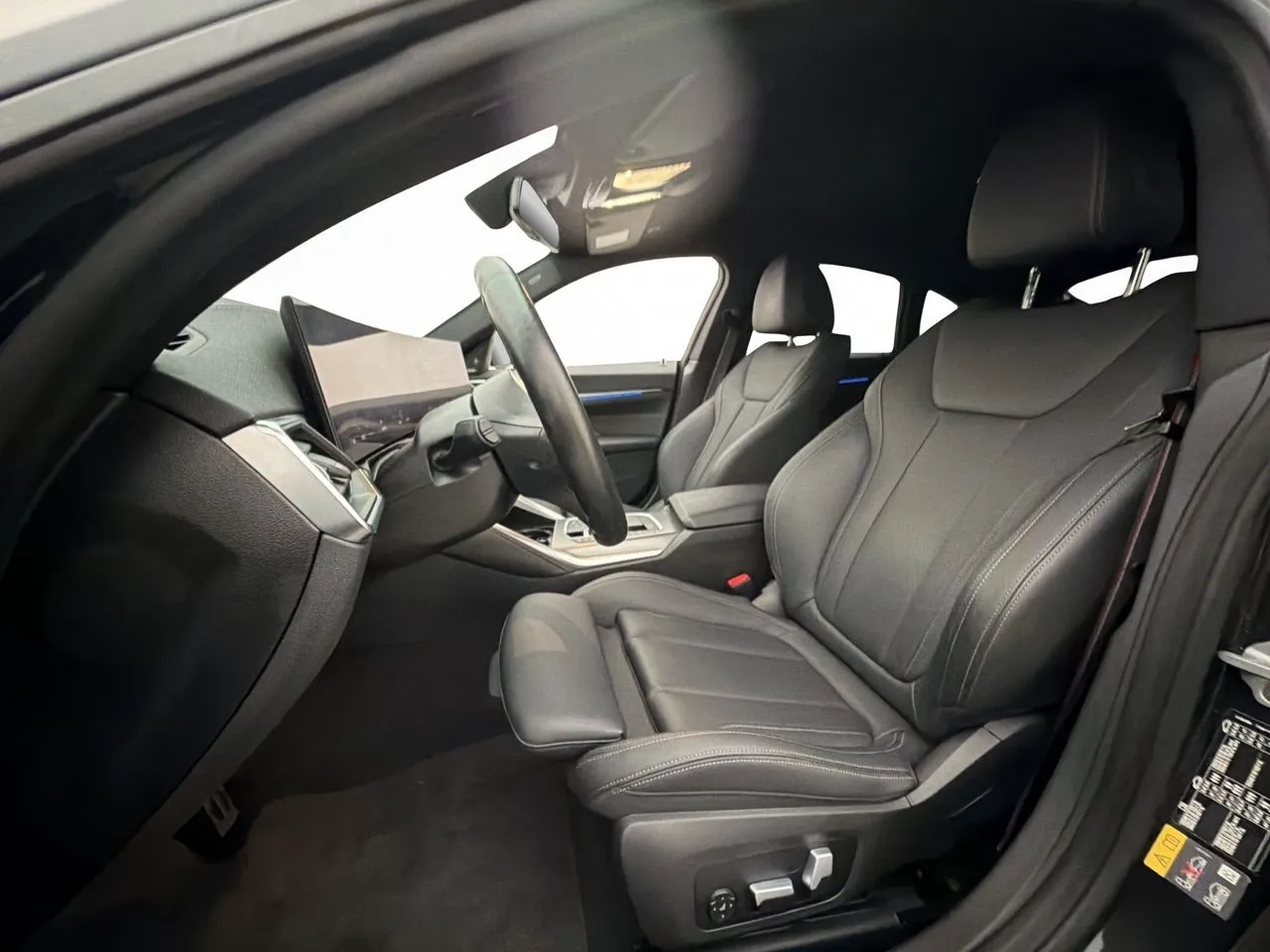 BMW i4 bild 13