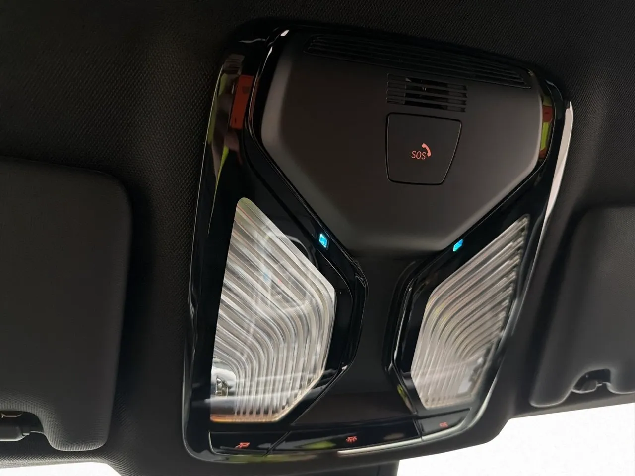 BMW i4 bild 31