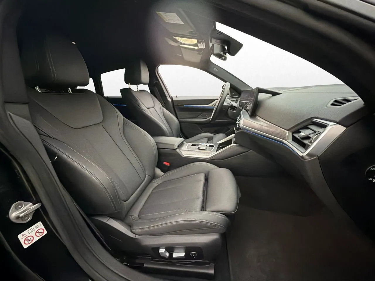BMW i4 bild 33
