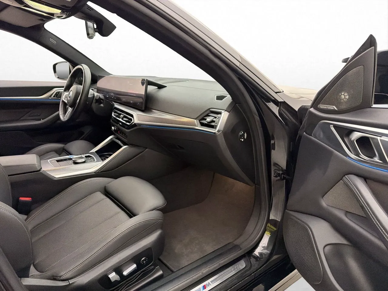 BMW i4 bild 32