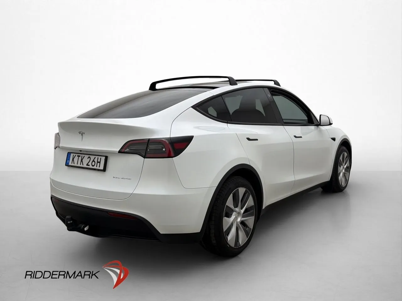 Tesla Model Y bild 8
