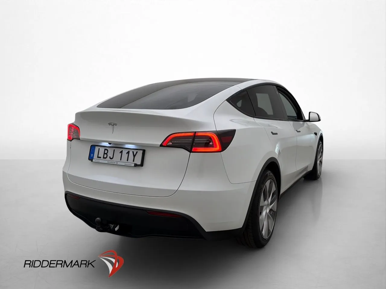 Tesla Model Y bild 8