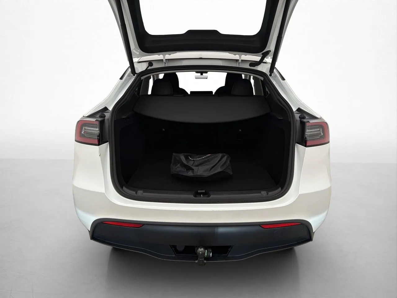 Tesla Model Y bild 27